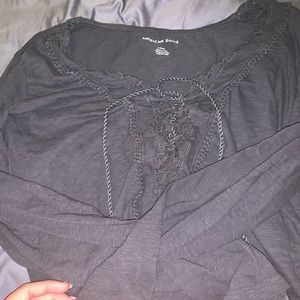 American Eagle long sleeve T